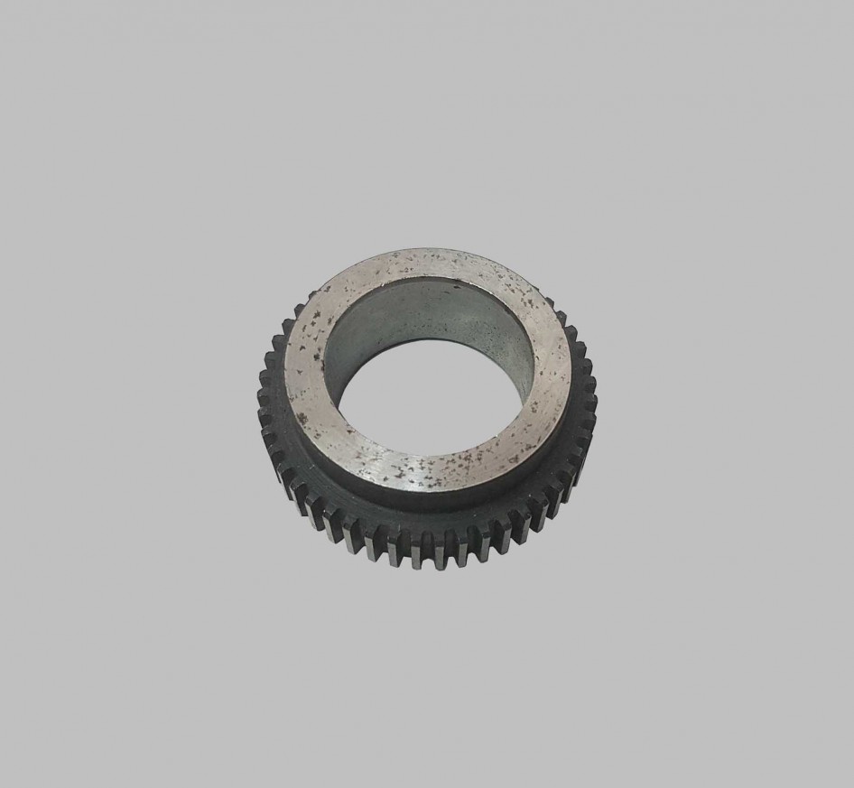 Rear shaft bearing race with ABS