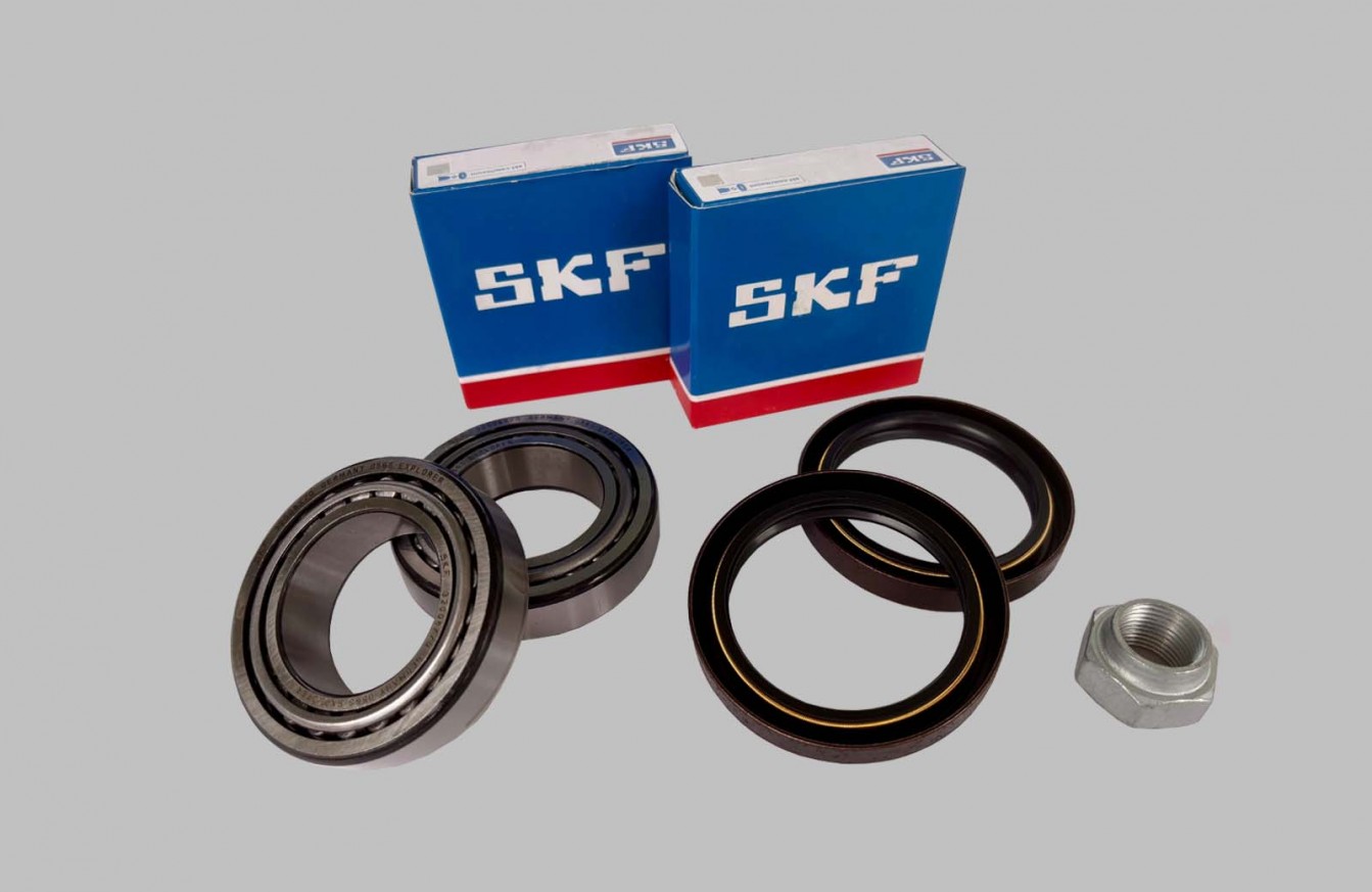 Ремонтен комплект предна главина SKF